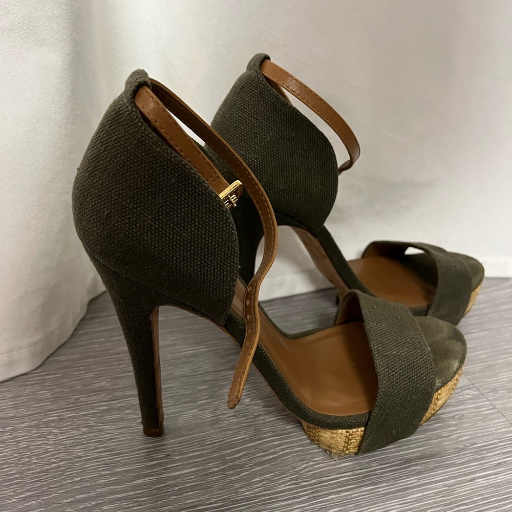 Tori Burch Heels 7.5